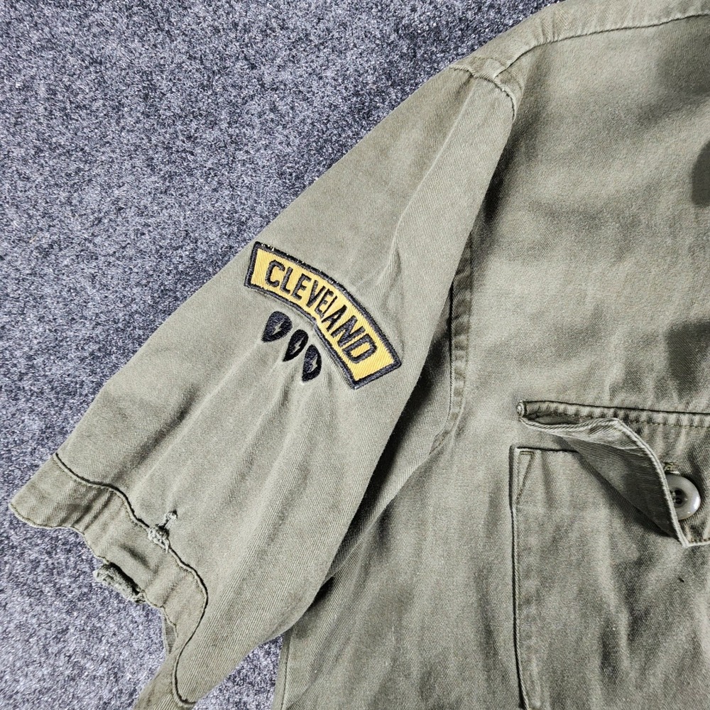 Rock & Roll Hall of Fame Mens Small Olive Green Military Patch Button Down Shirt - Picture 4 of 9